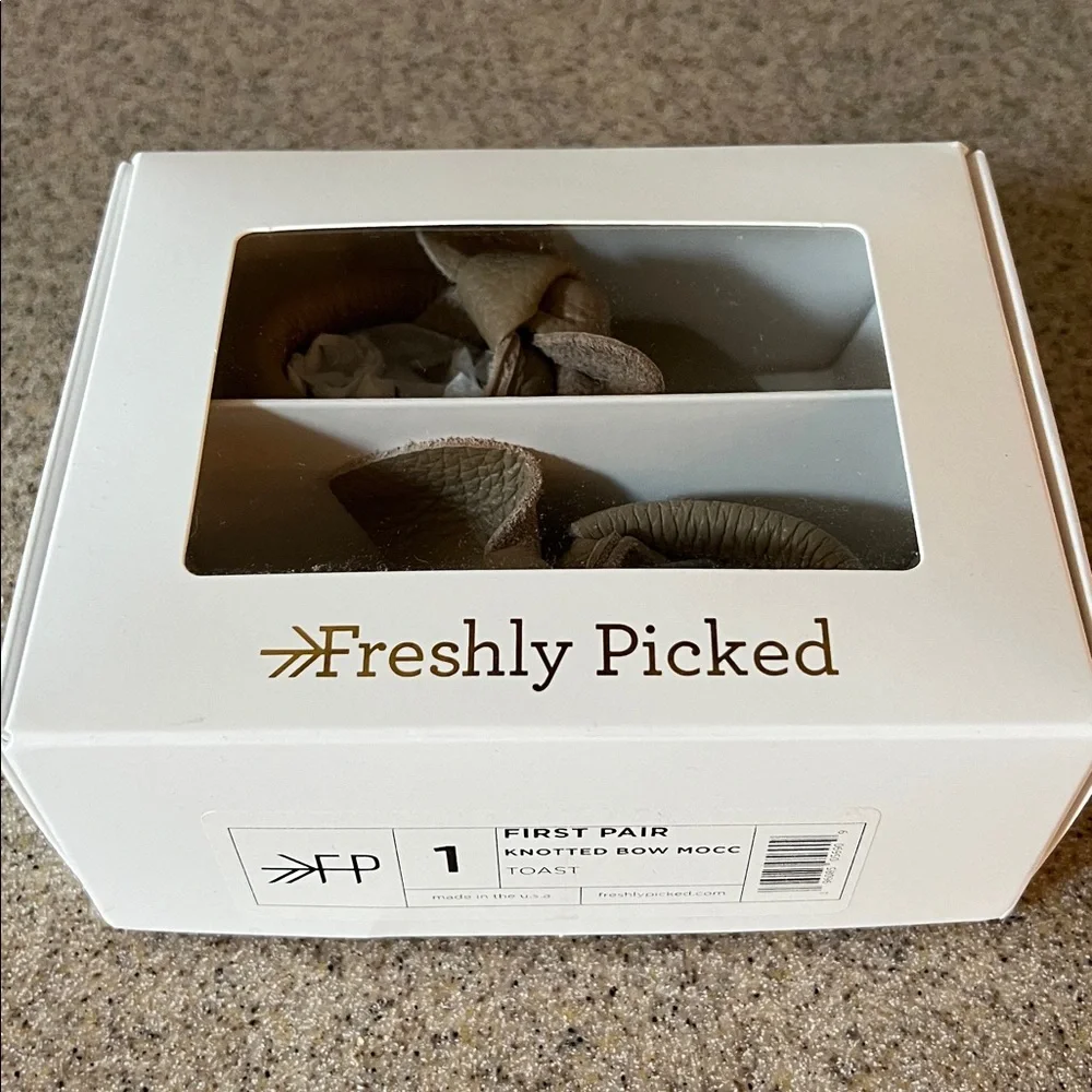 Freshly Picked Toast Moccasins with Bow - Picture 4 of 5
